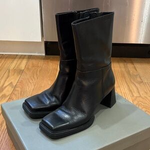 Vagabond Black Leather Women's Boots